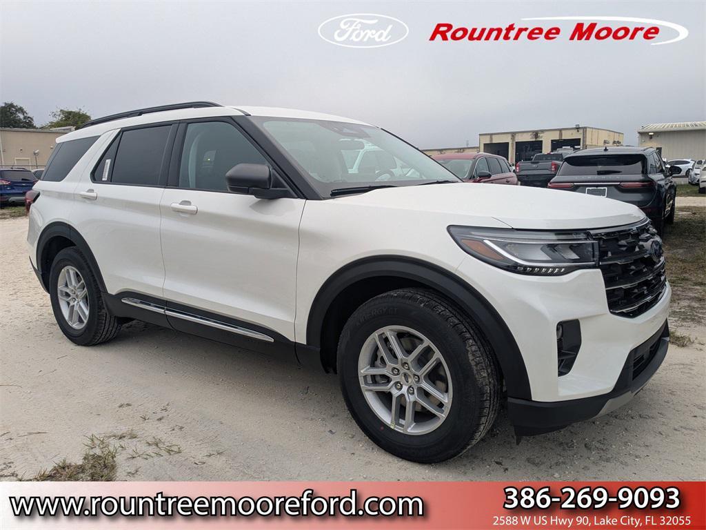 new 2025 Ford Explorer car, priced at $43,334