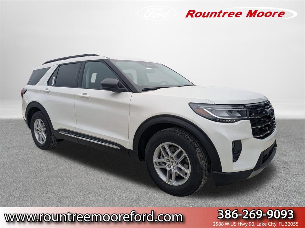 new 2025 Ford Explorer car, priced at $43,334