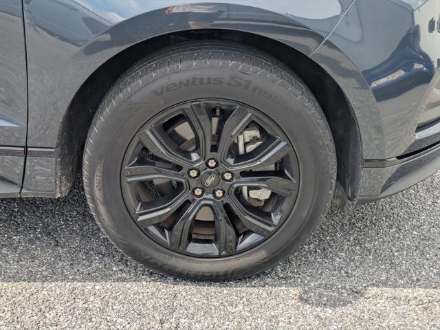 used 2022 Ford Edge car, priced at $21,806