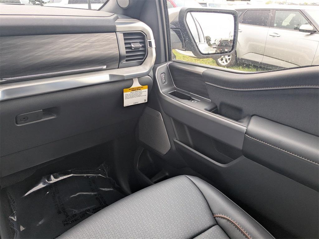 new 2025 Ford F-150 car, priced at $71,386