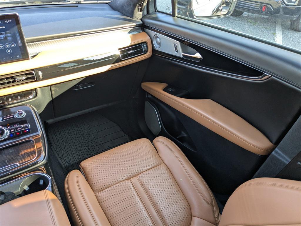 used 2022 Lincoln Nautilus car, priced at $36,166