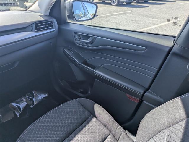 used 2025 Ford Escape car, priced at $25,269