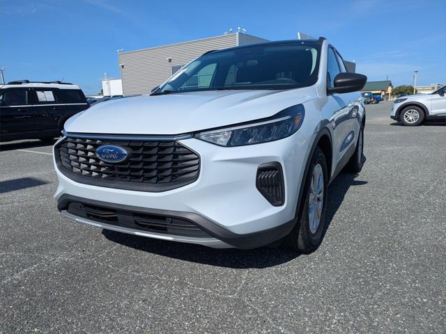used 2025 Ford Escape car, priced at $25,269