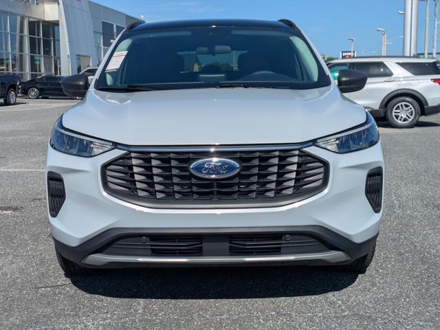 used 2025 Ford Escape car, priced at $25,269