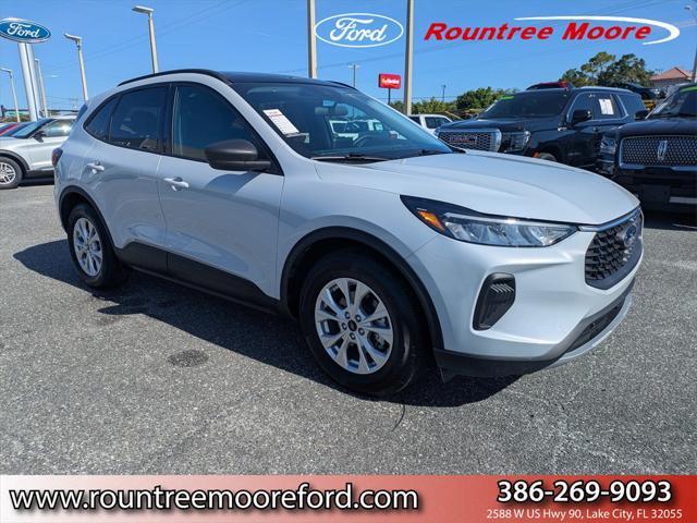 used 2025 Ford Escape car, priced at $25,269