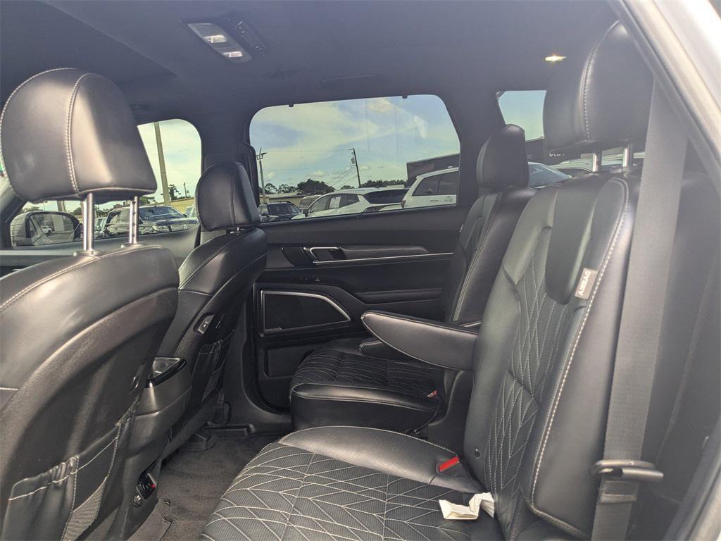 used 2024 Kia Telluride car, priced at $39,860