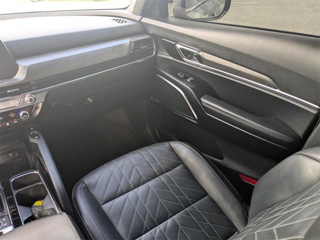 used 2024 Kia Telluride car, priced at $39,860