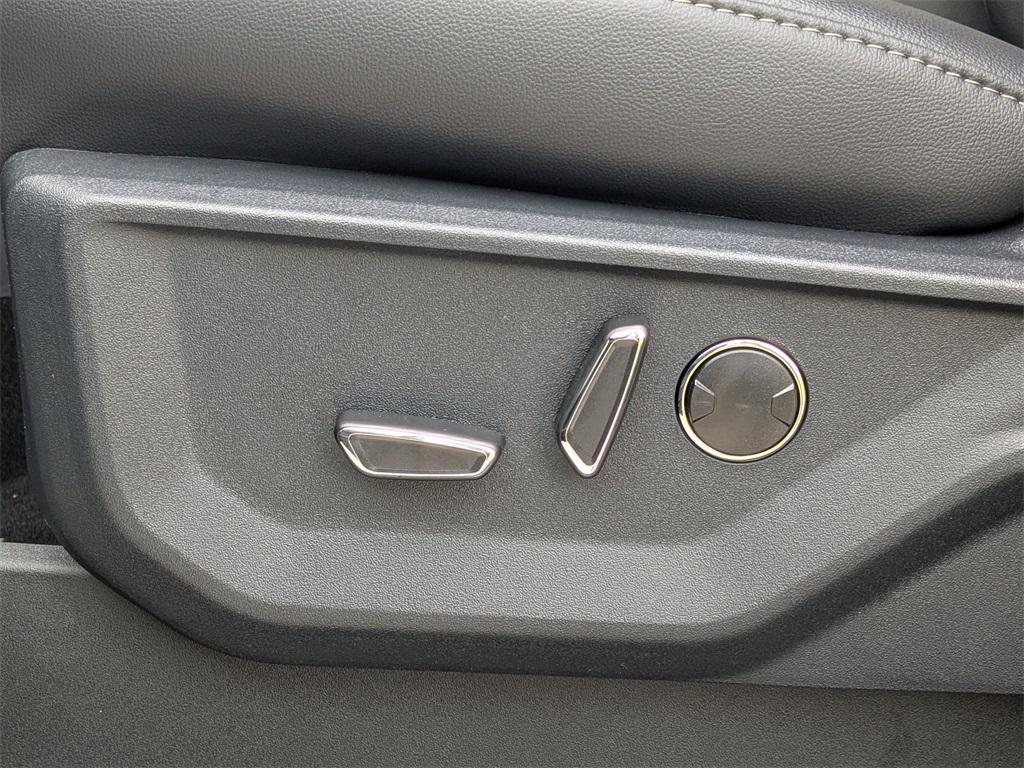 new 2025 Ford F-150 car, priced at $69,922