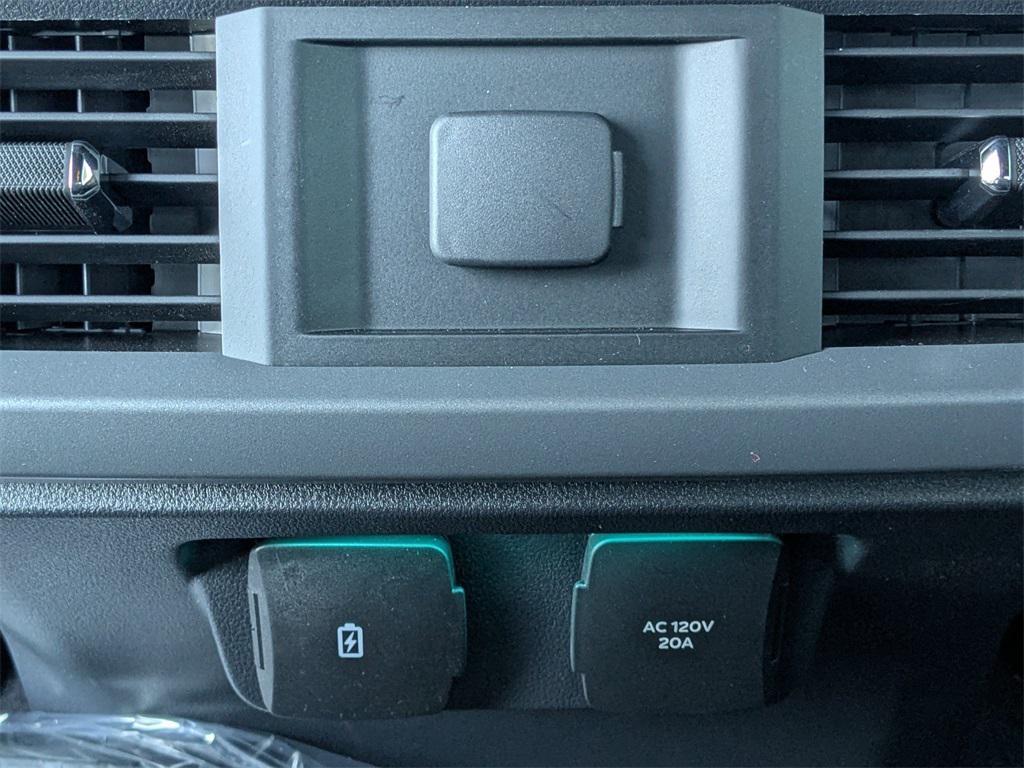 new 2025 Ford F-150 car, priced at $60,123