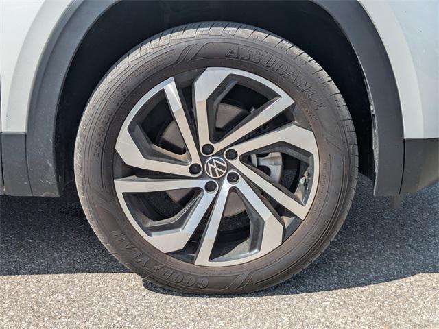 used 2023 Volkswagen Atlas Cross Sport car, priced at $29,524