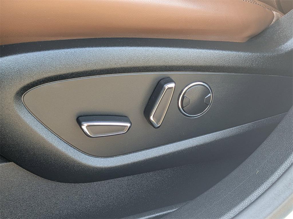 used 2022 Lincoln Nautilus car, priced at $28,547