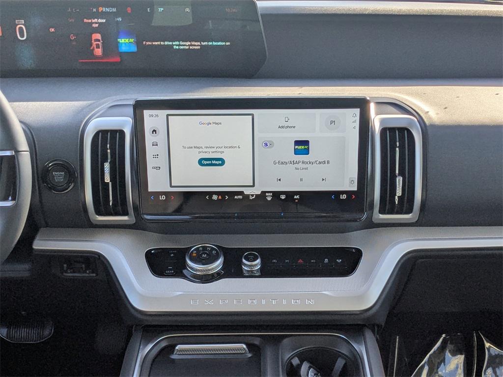new 2025 Ford Expedition Max car, priced at $68,670