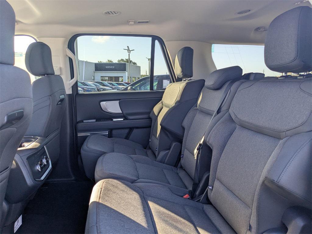 new 2025 Ford Expedition Max car, priced at $68,670