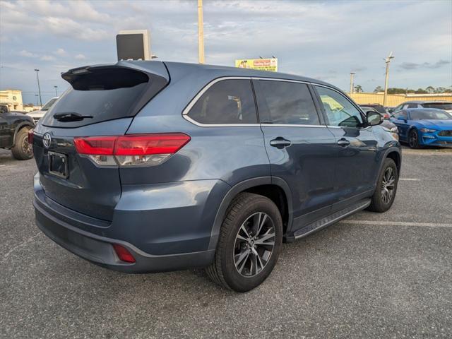 used 2019 Toyota Highlander car, priced at $22,693