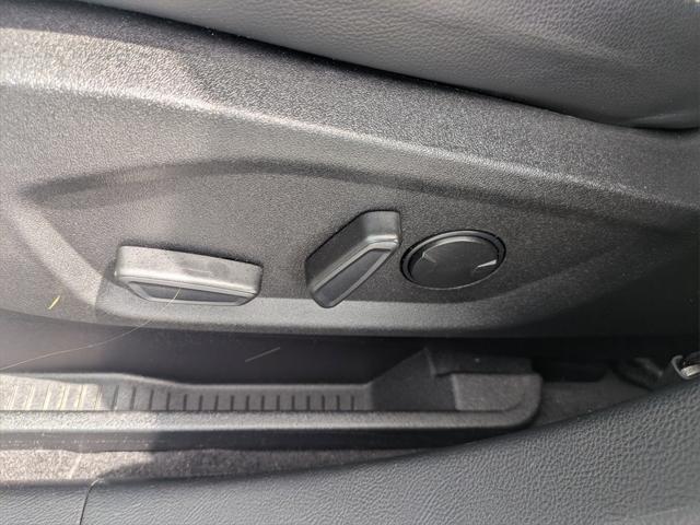 used 2024 Ford Edge car, priced at $22,949