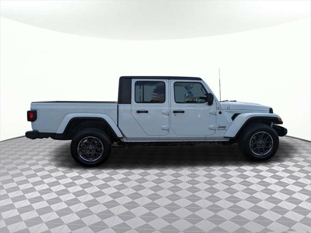 used 2023 Jeep Gladiator car, priced at $31,117