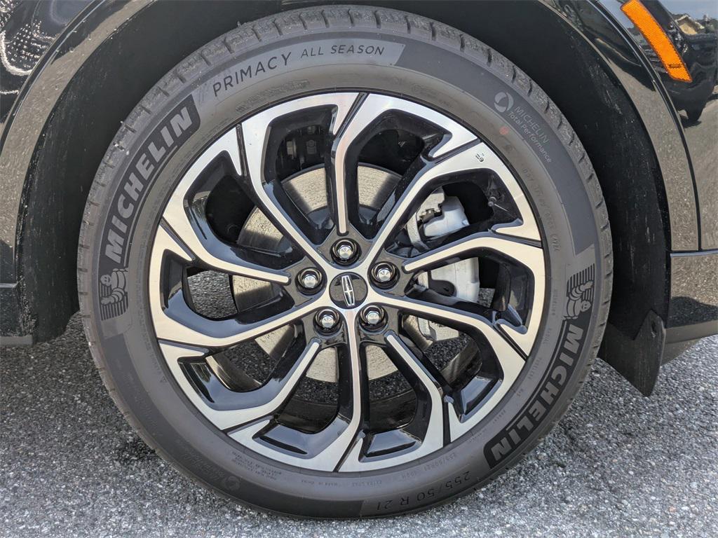 new 2025 Lincoln Nautilus car, priced at $62,448