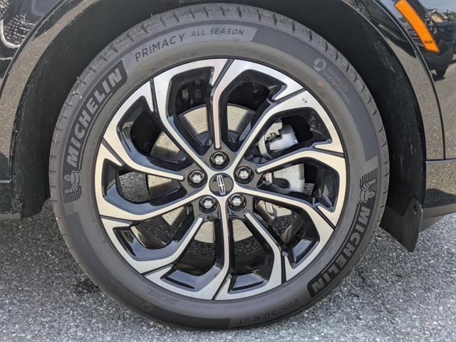 new 2025 Lincoln Nautilus car, priced at $62,448