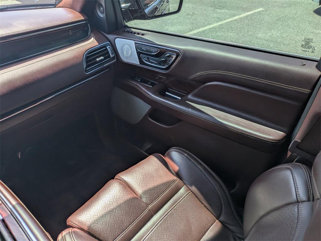 used 2020 Lincoln Navigator car, priced at $40,939