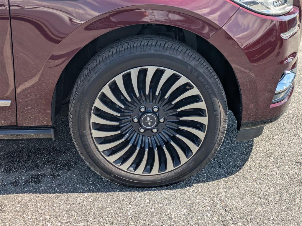 used 2020 Lincoln Navigator car, priced at $40,939