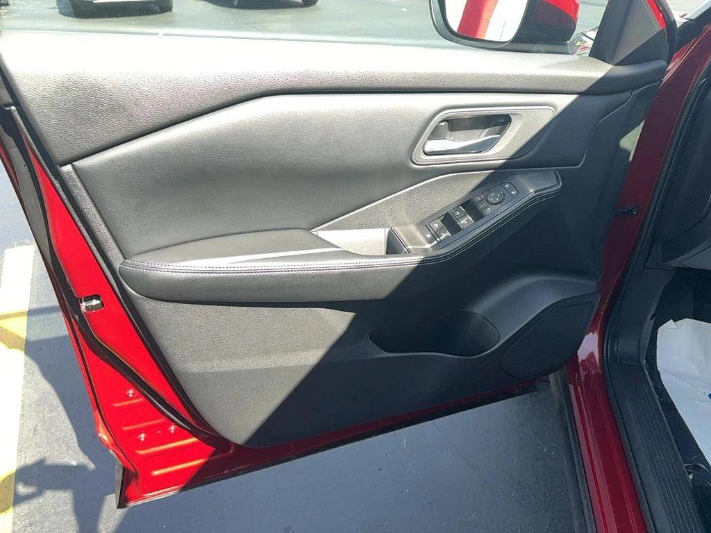 used 2025 Nissan Rogue car, priced at $27,999