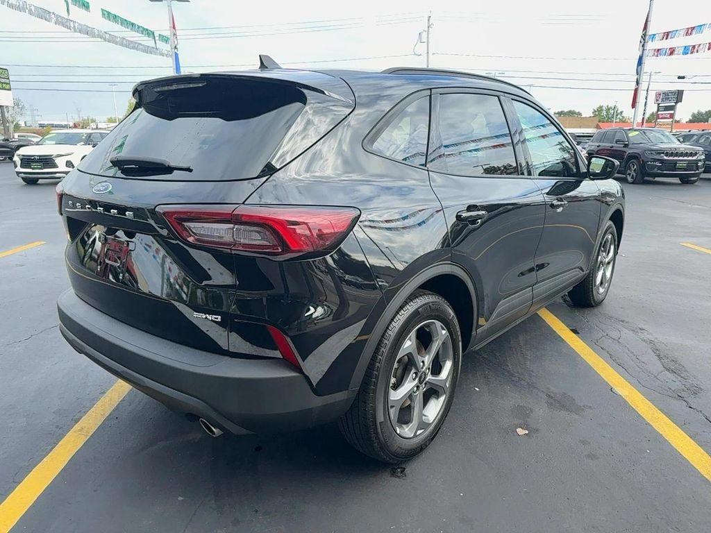 used 2025 Ford Escape car, priced at $28,999