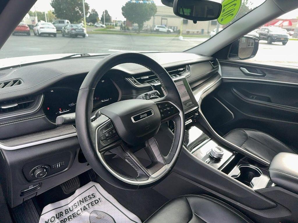used 2021 Jeep Grand Cherokee L car