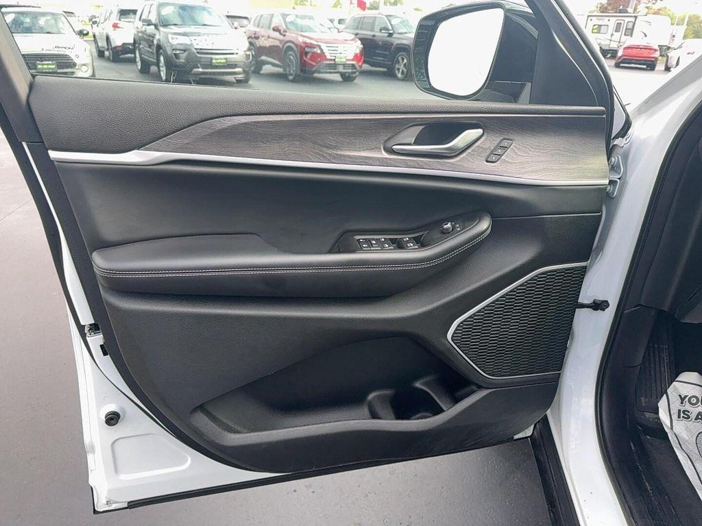 used 2021 Jeep Grand Cherokee L car