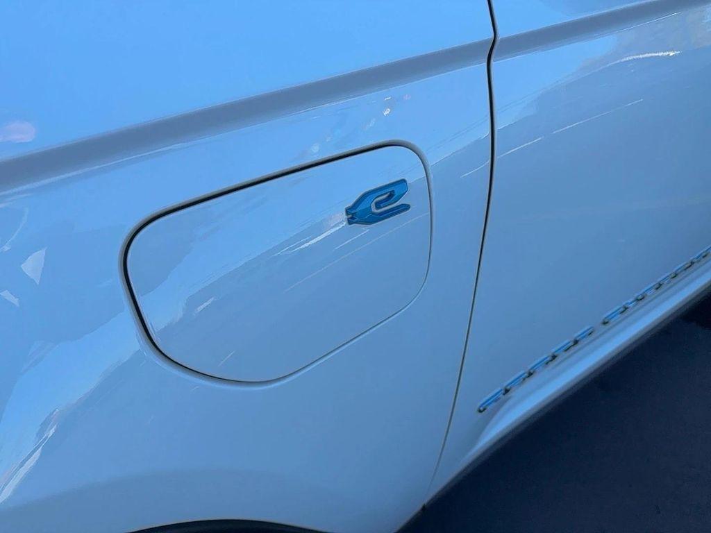 used 2023 Jeep Grand Cherokee 4xe car