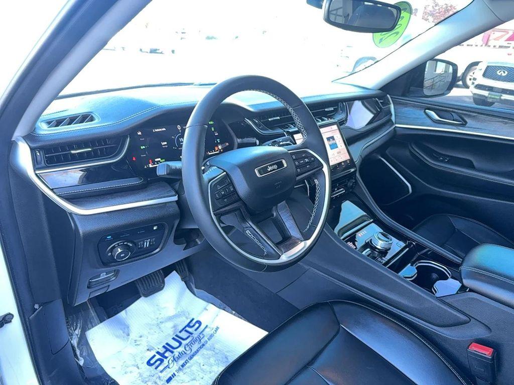 used 2023 Jeep Grand Cherokee 4xe car