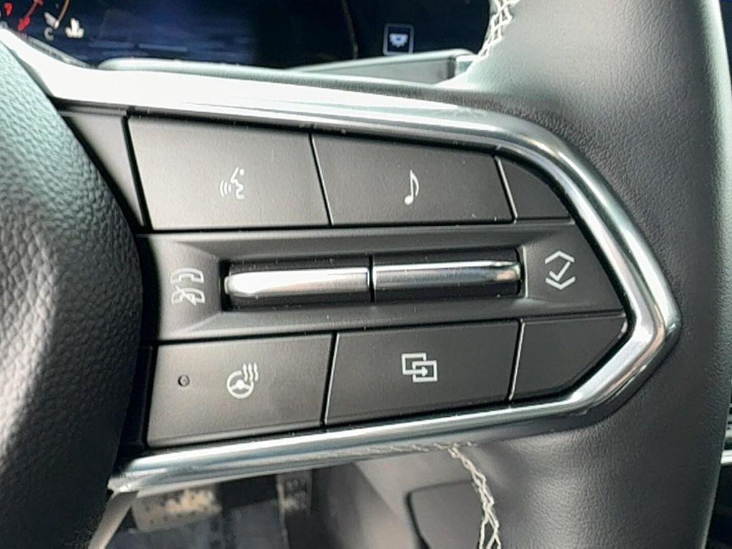 used 2025 Chevrolet Traverse car, priced at $39,999