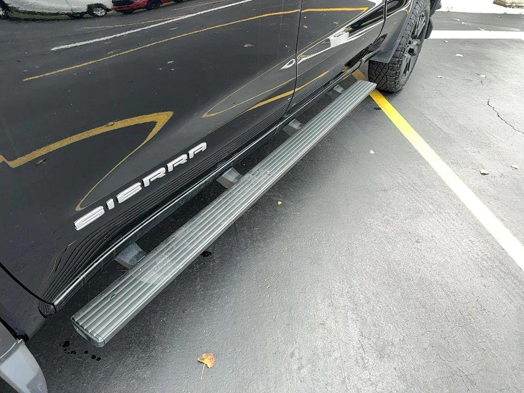 used 2024 GMC Sierra 1500 car, priced at $40,999