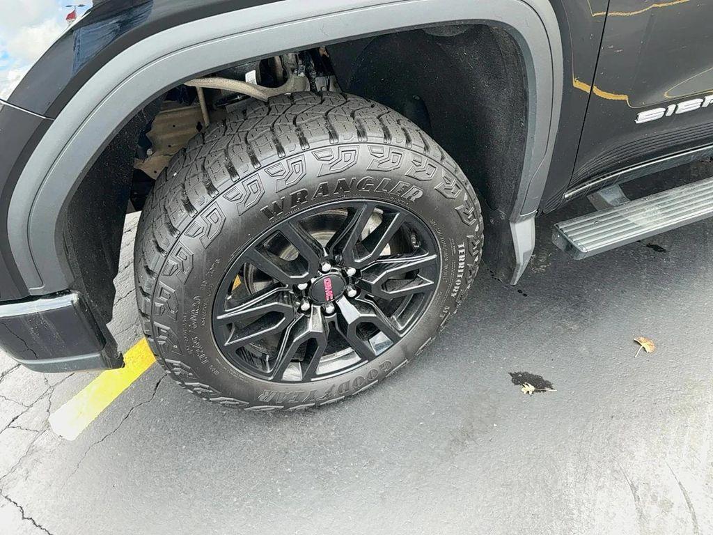 used 2024 GMC Sierra 1500 car, priced at $40,999