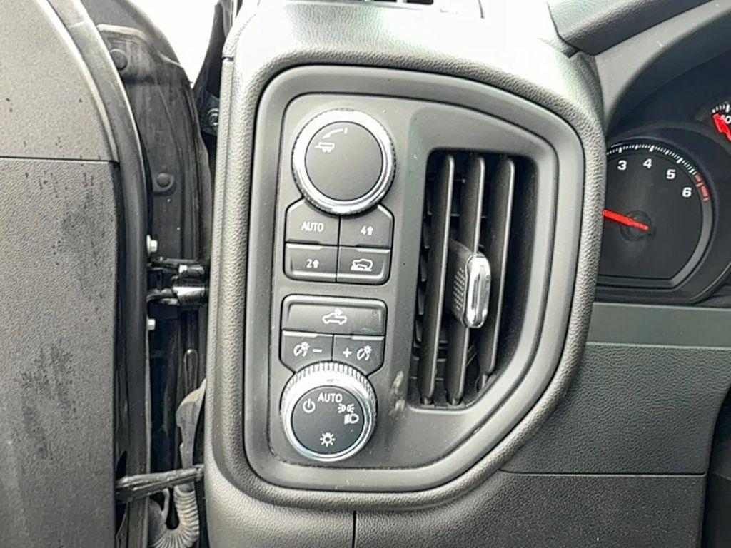 used 2024 GMC Sierra 1500 car, priced at $40,999