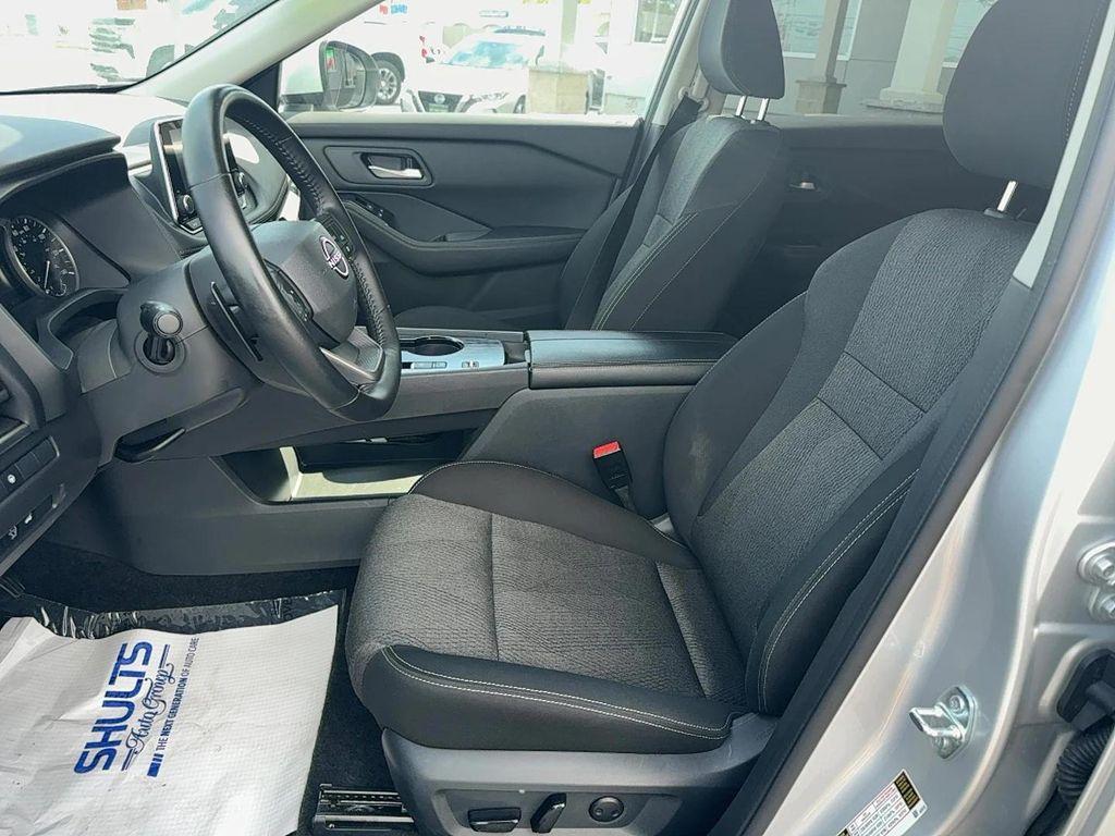 used 2025 Nissan Rogue car, priced at $26,988