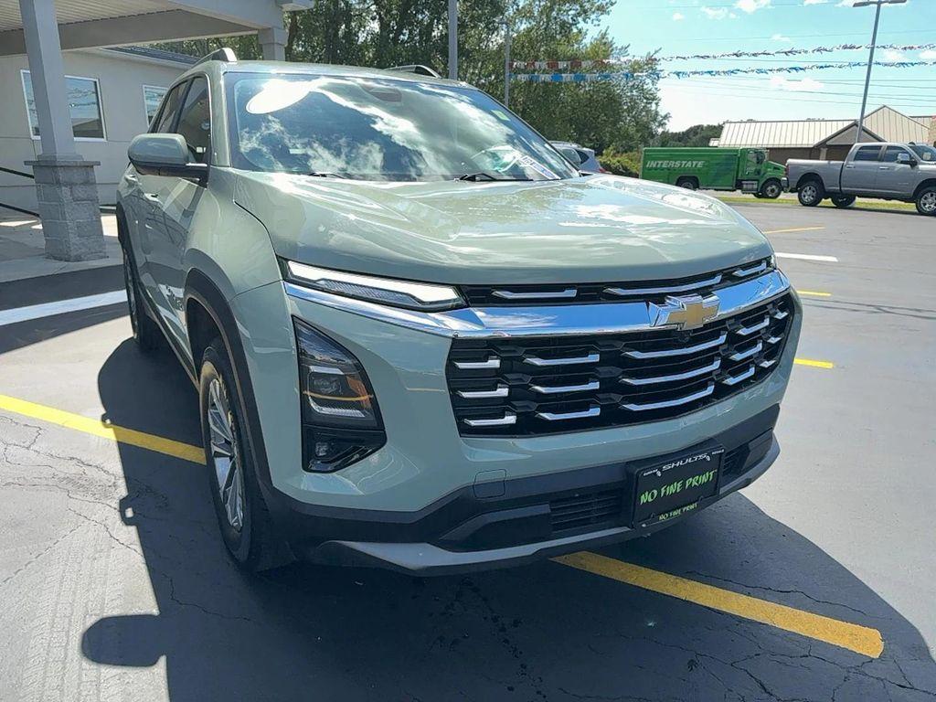used 2025 Chevrolet Equinox car, priced at $28,999