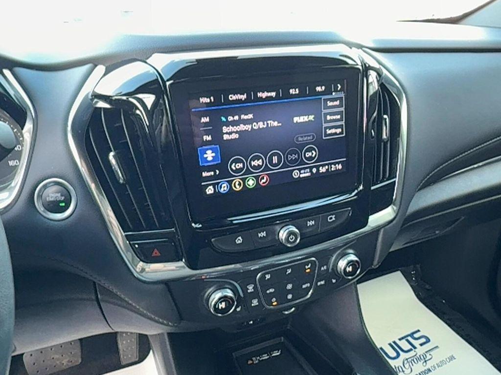 used 2023 Chevrolet Traverse car