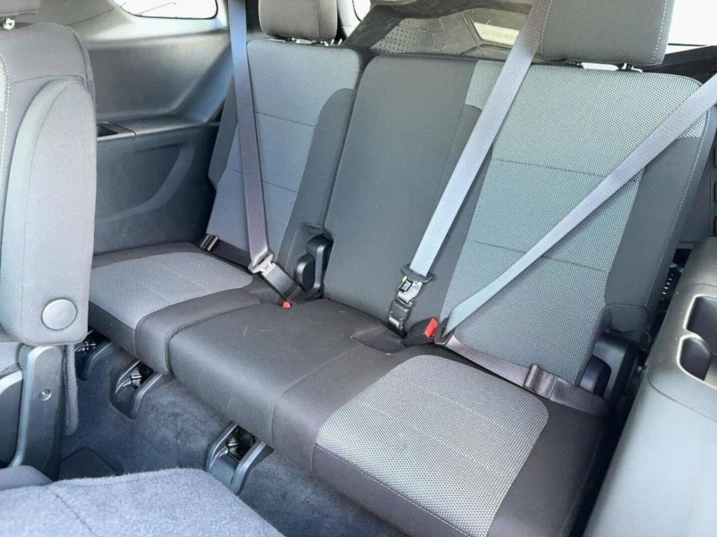 used 2023 Chevrolet Traverse car