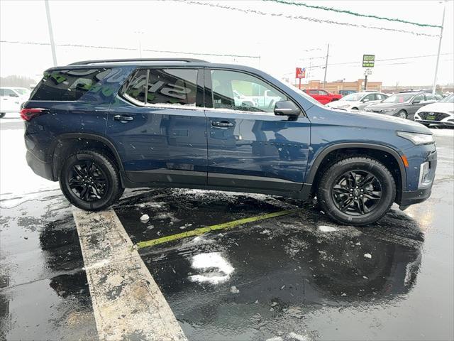 used 2023 Chevrolet Traverse car