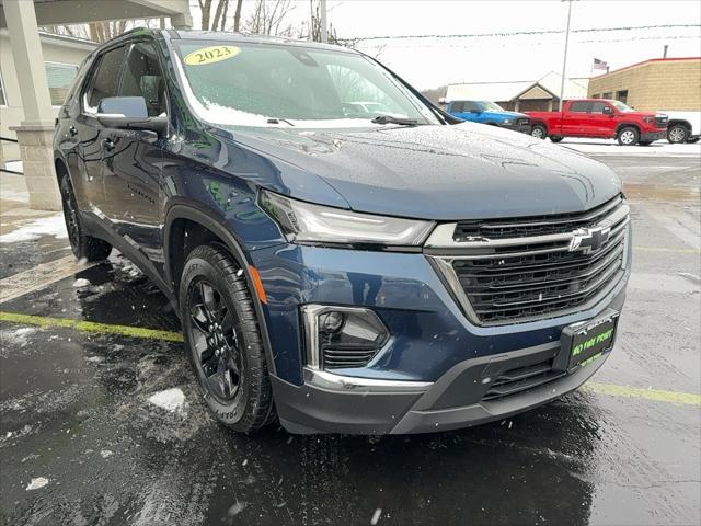 used 2023 Chevrolet Traverse car