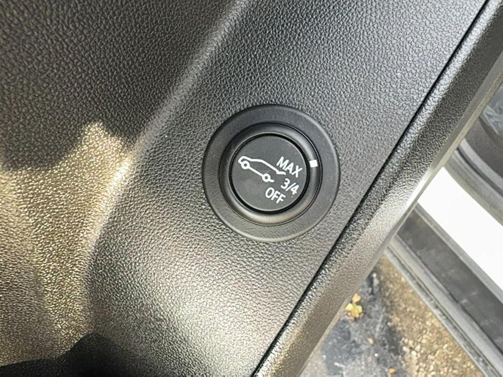 used 2023 Chevrolet Equinox car, priced at $27,999