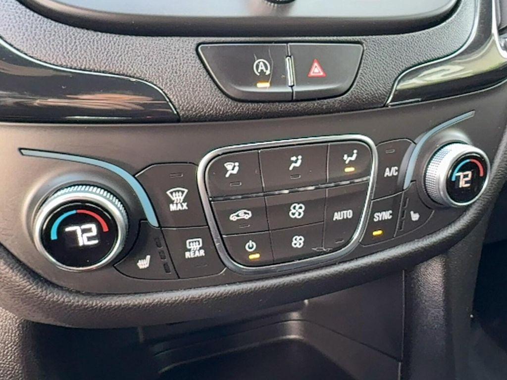 used 2023 Chevrolet Equinox car, priced at $27,999