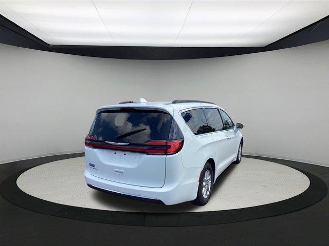 used 2022 Chrysler Pacifica car, priced at $27,500