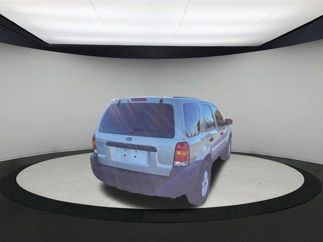 used 2005 Ford Escape car, priced at $5,775