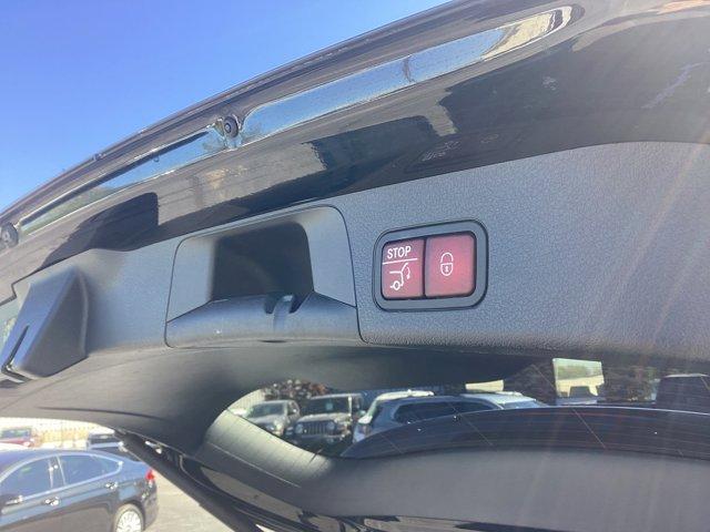 used 2023 Mercedes-Benz GLB 250 car, priced at $33,950