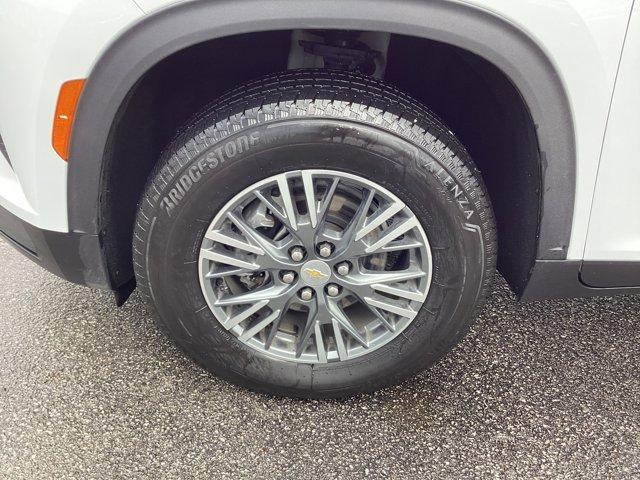 used 2025 Chevrolet Traverse car, priced at $38,500