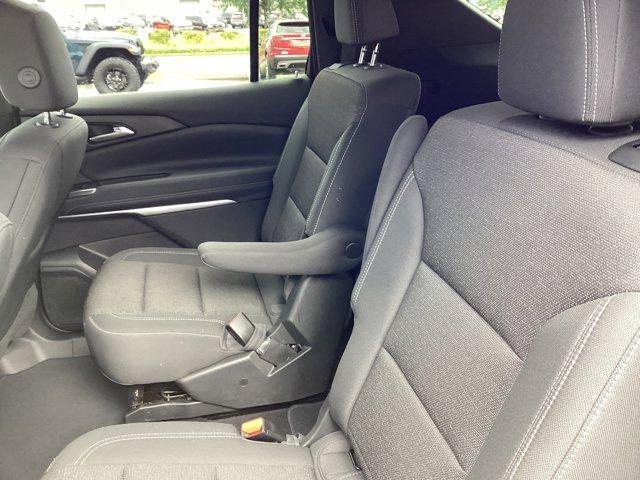 used 2025 Chevrolet Traverse car, priced at $38,500