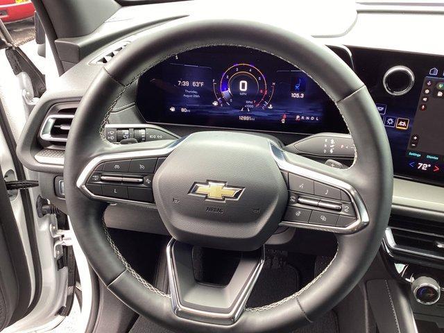 used 2025 Chevrolet Traverse car, priced at $38,500