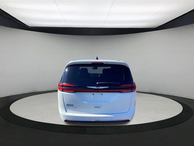 used 2023 Chrysler Pacifica car, priced at $28,915