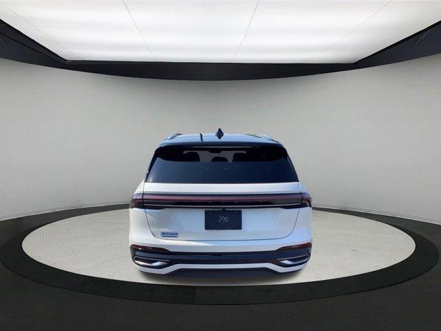 used 2024 Lincoln Nautilus car, priced at $63,450